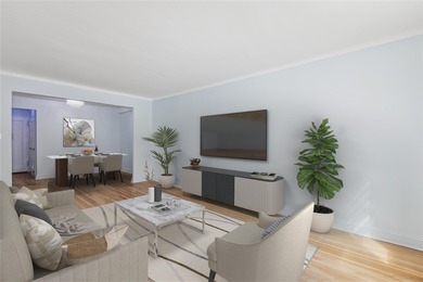 Beach Home Sale Pending in Forest Hills, New York