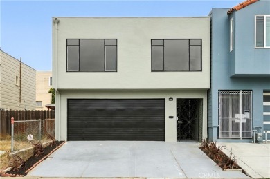 Beach Home For Sale in Daly City, California