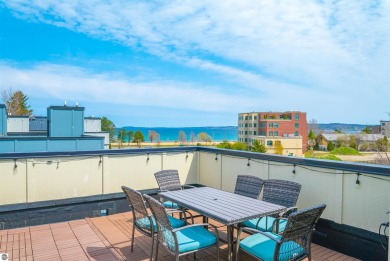 Beach Condo For Sale in Traverse City, Michigan