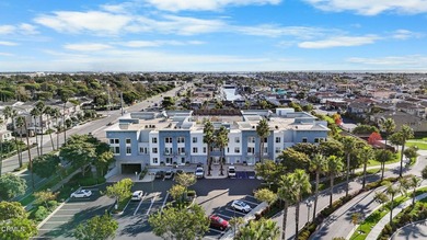 Beach Condo For Sale in Oxnard, California