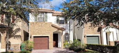 Beach Townhome/Townhouse For Sale in Homestead, Florida