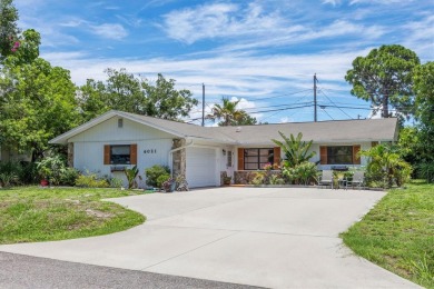 Beach Home Sale Pending in Venice, Florida