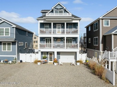 Beach Home For Sale in Ortley Beach, New Jersey