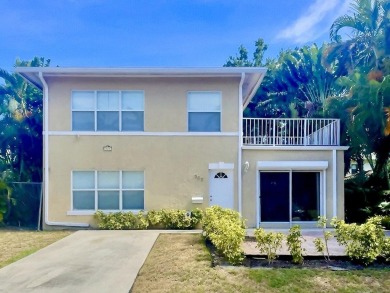 Beach Home For Sale in West Palm Beach, Florida