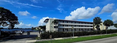 Beach Condo For Sale in Miami, Florida