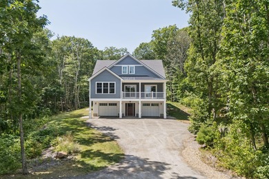 Beach Home For Sale in Kennebunkport, Maine