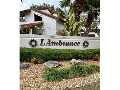 Beach Townhome/Townhouse For Sale in Miami, Florida