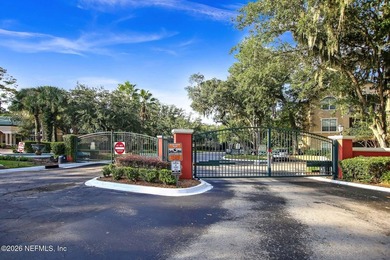 Beach Condo For Sale in Ponte Vedra Beach, Florida