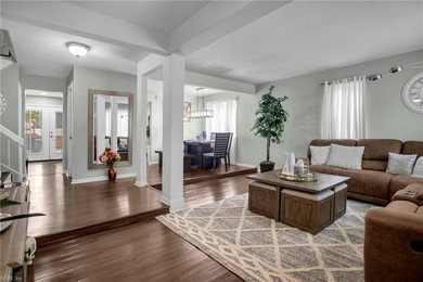 Beach Townhome/Townhouse For Sale in Virginia Beach, Virginia