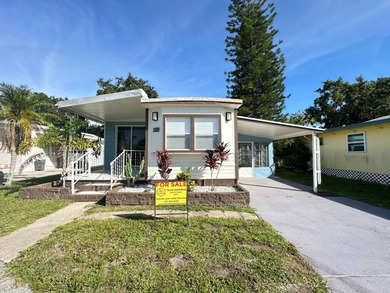 Beach Home For Sale in Clearwater, Florida