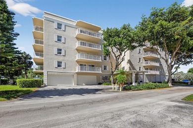 Beach Condo For Sale in Boca Raton, Florida