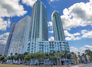 Beach Condo For Sale in Miami, Florida