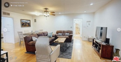 Beach Condo For Sale in Santa Monica, California