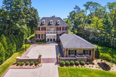 Beach Home For Sale in Fox Point, Wisconsin