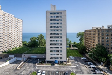 Beach Condo For Sale in Lakewood, Ohio