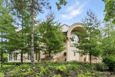 Beach Home For Sale in Highland Park, Illinois