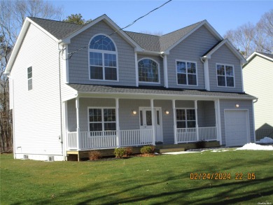 Beach Home For Sale in Shirley, New York