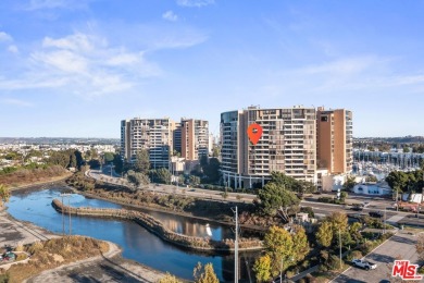 Beach Condo For Sale in Marina Del Rey, California