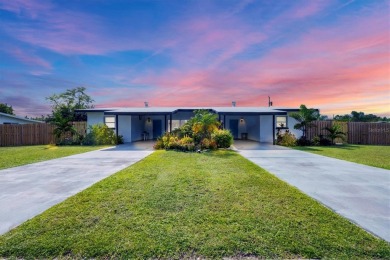 Beach Townhome/Townhouse For Sale in North Port, Florida