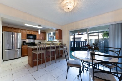 Beach Townhome/Townhouse For Sale in West Palm Beach, Florida