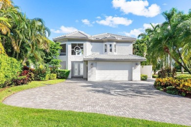 Beach Home For Sale in Boca Raton, Florida