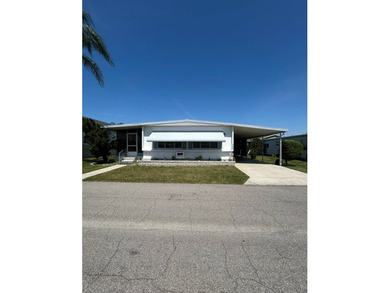 Beach Home For Sale in Sarasota, Florida