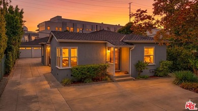 Beach Home For Sale in Santa Monica, California
