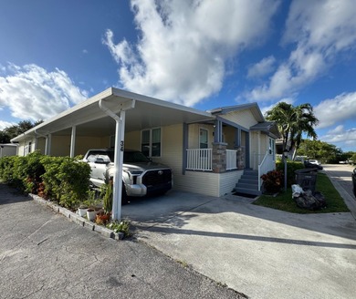 Beach Home For Sale in West Palm Beach, Florida