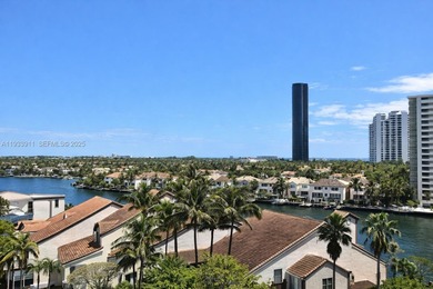 Beach Condo For Sale in Aventura, Florida