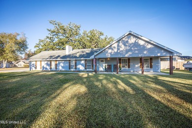 Beach Home For Sale in Biloxi, Mississippi