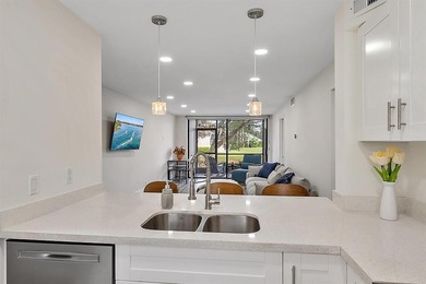 Beach Condo For Sale in Palm Beach Gardens, Florida