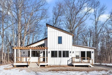 Beach Home For Sale in New Buffalo, Michigan