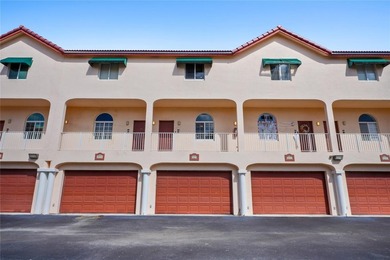 Beach Townhome/Townhouse Active Under Contract in Pompano Beach, Florida