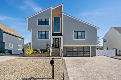 Beach Home For Sale in Forked River, New Jersey