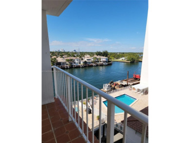 Beach Condo Sale Pending in Hollywood, Florida