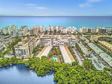 Beach Condo For Sale in Palm Beach, Florida