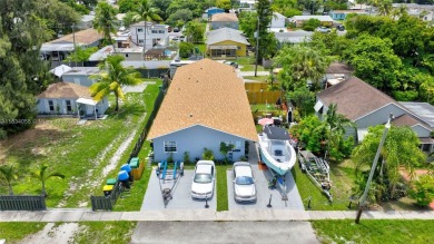 Beach Townhome/Townhouse For Sale in Dania, Florida
