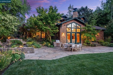 Beach Home For Sale in Orinda, California