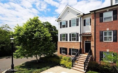 Beach Townhome/Townhouse Sale Pending in Red Bank, New Jersey