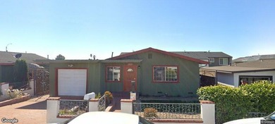 Beach Home Active Under Contract in Seaside, California