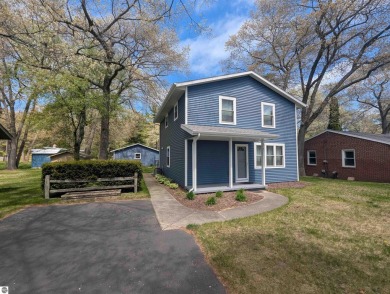 Beach Home For Sale in Au Gres, Michigan