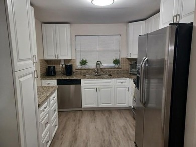 Beach Condo For Sale in Sunrise, Florida