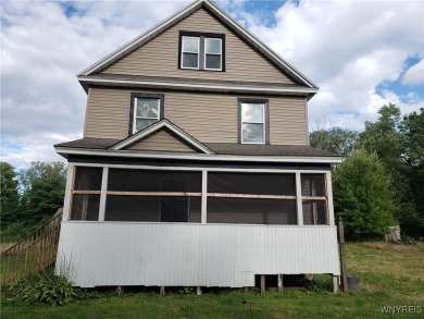 Beach Home Sale Pending in Middleport, New York