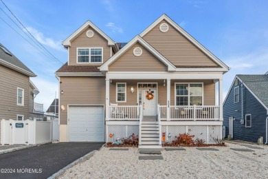 Beach Home For Sale in Toms River, New Jersey