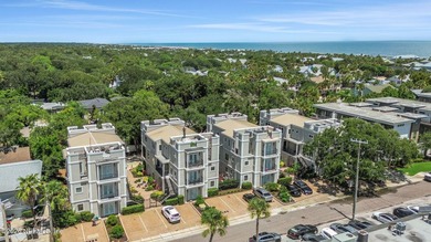 Beach Condo For Sale in Atlantic Beach, Florida