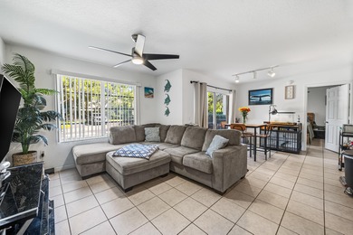 Beach Condo For Sale in West Palm Beach, Florida