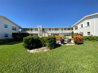 Beach Condo For Sale in West Palm Beach, Florida