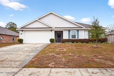 Beach Home For Sale in Long Beach, Mississippi