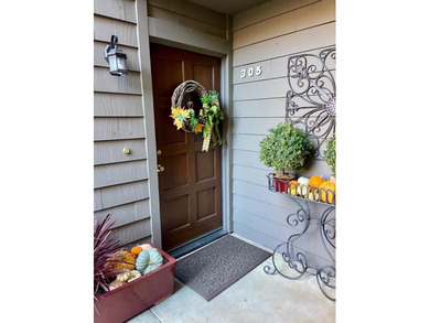 Beach Condo For Sale in Scotts Valley, California