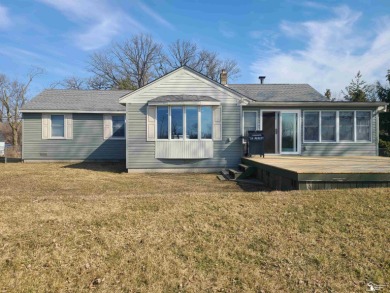 Beach Home For Sale in Gibraltar, Michigan